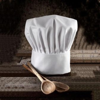 Спецодяг для кухарів: особливості робочого одягу. Різновиди форми. Що вибрати: шапку або бере, кітель або фартух? Відмінності жіночої уніформи