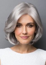 Сріблястий колір волосся (46 фото): як домогтися срібного відтінку? Тонкощі фарбування і модні тенденції