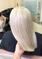 Сріблястий колір волосся (46 фото): як домогтися срібного відтінку? Тонкощі фарбування і модні тенденції