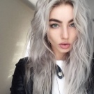 Сріблястий колір волосся (46 фото): як домогтися срібного відтінку? Тонкощі фарбування і модні тенденції