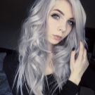 Сріблястий колір волосся (46 фото): як домогтися срібного відтінку? Тонкощі фарбування і модні тенденції