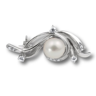 Срібні брошки (90 фото): моделі з натуральними каменями, з сапфіром, бурштином, перлами і хризопразом з срібла