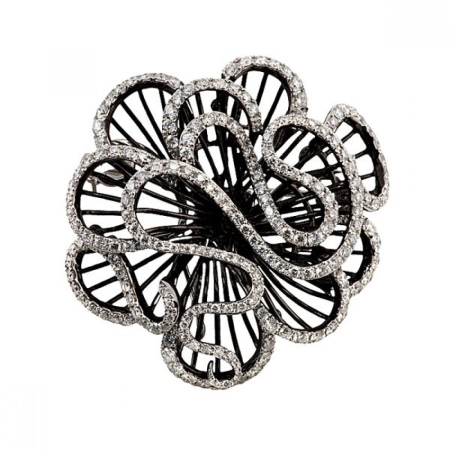 Срібні брошки (90 фото): моделі з натуральними каменями, з сапфіром, бурштином, перлами і хризопразом з срібла