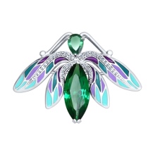 Срібні брошки (90 фото): моделі з натуральними каменями, з сапфіром, бурштином, перлами і хризопразом з срібла