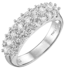 Срібні кільця з камінням (116 фото): жіночі моделі з місячним і чорним каменем в сріблі