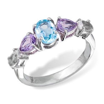 Срібні кільця з камінням (116 фото): жіночі моделі з місячним і чорним каменем в сріблі