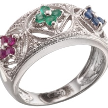 Срібні кільця з камінням (116 фото): жіночі моделі з місячним і чорним каменем в сріблі