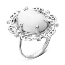 Срібні кільця з камінням (116 фото): жіночі моделі з місячним і чорним каменем в сріблі