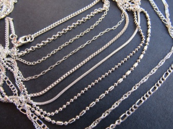 Срібні ланцюжки (112 фото): жіночі моделі на шию і на руку зі срібла з позолотою, 925 проби з кульками, як їх вибрати