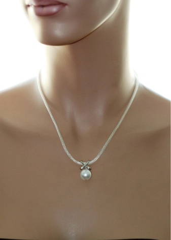 Срібні ланцюжки (112 фото): жіночі моделі на шию і на руку зі срібла з позолотою, 925 проби з кульками, як їх вибрати