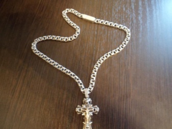 Срібні ланцюжки (112 фото): жіночі моделі на шию і на руку зі срібла з позолотою, 925 проби з кульками, як їх вибрати