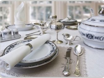 Срібна посуд (22 фото): користь і шкода тарілок з срібла. Як вибрати набір? Як почистити посріблену посуд в домашніх умовах?