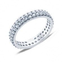 Срібне кільце з фианитом (69 фото): моделі з чорними та зеленими фіанітами з срібла, аметистом і кільце-доріжка з емаллю