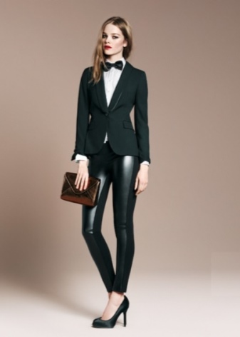 Срібне кільце з фианитом (69 фото): моделі з чорними та зеленими фіанітами з срібла, аметистом і кільце-доріжка з емаллю