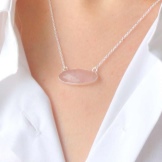 Срібний кулон (69 фото): моделі з смарагдом і з аметистом для жінок, у вигляді дракона або лисиці і оберіг з сапфіром