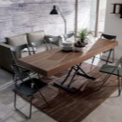 Стіл-трансформер для вітальні (62 фото): розкладні обідні круглі столи і розсувні столи-тумби, складні столи-консолі і інші моделі в зал