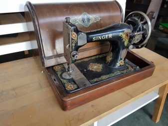 Старовинні швейні машини Singer (22 фото): що цінного в старовинних машинах від Зінгера? Як налаштувати раритет? Огляд антикварних моделей