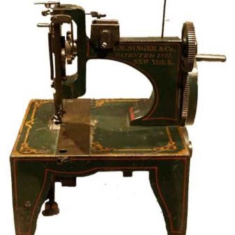 Старовинні швейні машини Singer (22 фото): що цінного в старовинних машинах від Зінгера? Як налаштувати раритет? Огляд антикварних моделей