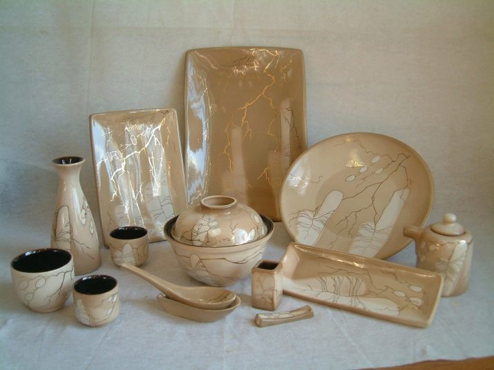 Стилі посуду: посуд в стилі лофт і кантрі, у скандинавському і модерн, російською та японською стилях. Інші варіанти