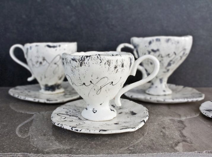 Стилі посуду: посуд в стилі лофт і кантрі, у скандинавському і модерн, російською та японською стилях. Інші варіанти