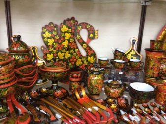 Стилі посуду: посуд в стилі лофт і кантрі, у скандинавському і модерн, російською та японською стилях. Інші варіанти