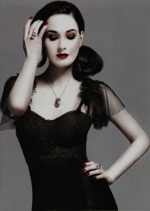 Стиль Вамп (53 фото): особливості та підбір одягу з аксесуарами жінкам для фатального образу