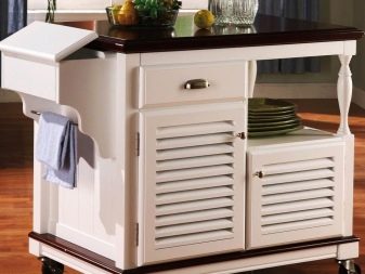 Столи-тумби для кухні (50 фото): кухонні моделі з висувними ящиками і полицями. Як підібрати стіл під раковину для маленької кімнати? Стіл для посуду 800х600х850 мм і інші моделі