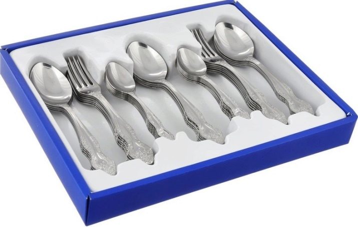 Столові прилади з нержавіючої сталі: огляд столових приладів виробництва Росії, Німеччини, Італії, Чехії та інших. Як їх чистити?