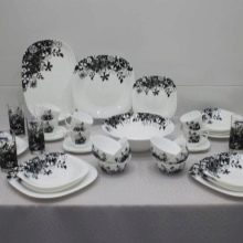 Столовий сервіз (33 фото): обідній, чайний сервіз та інші види. Елітна красива біла посуд з порцеляни і набори для посудомийної машини