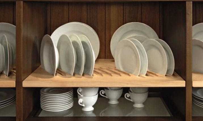 Столовий сервіз (33 фото): обідній, чайний сервіз та інші види. Елітна красива біла посуд з порцеляни і набори для посудомийної машини
