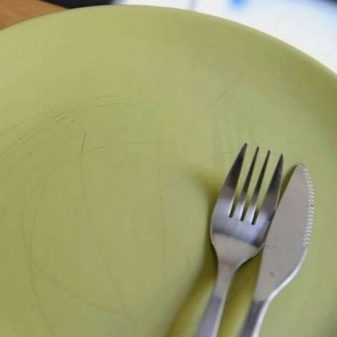 Столовий сервіз (33 фото): обідній, чайний сервіз та інші види. Елітна красива біла посуд з порцеляни і набори для посудомийної машини