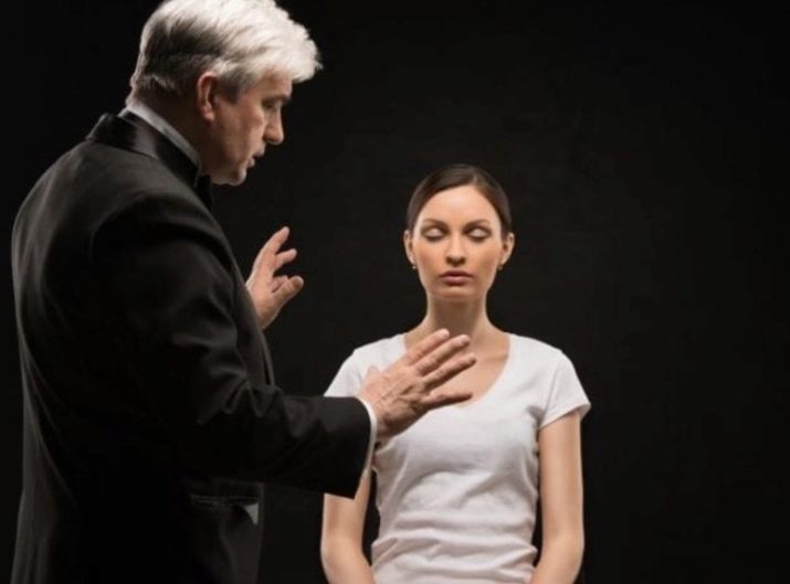 Страхи і фобії: чим вони відрізняються один від одного? Різниця їх лікування з допомогою психології і медитації. Чи можна від них позбутися самостійно?