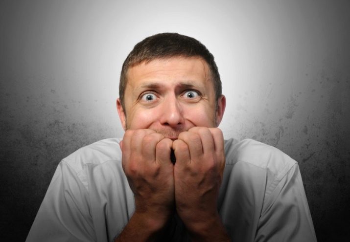 Страхи і фобії: чим вони відрізняються один від одного? Різниця їх лікування з допомогою психології і медитації. Чи можна від них позбутися самостійно?