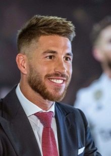 Стрижка «андеркат» (45 фото): особливості укладання жіночих зачісок, дитячі стрижки на короткі і довгі волосся