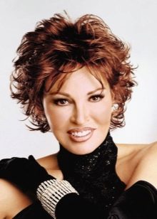 Стрижка «аврора» на коротке волосся (36 фото): особливості жіночої зачіски. Йде вона дівчат з кучерявими волоссям?