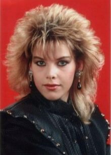 Стрижка “аврора” на середні волосся (45 фото): особливості жіночої зачіски, варіанти для кучерявих і прямих волосся середньої довжини