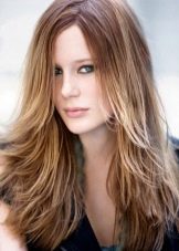 Стрижка драбинка на довге волосся (фото 52): жіноча зачіска на дуже довге волосся, драбинка по всій голові на прямі і хвилясті волосся, вид ззаду і спереду