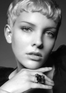 Стрижка гарсон (57 фото): жіночі зачіски на середні, довгі і короткі волосся, подовжені варіанти для жінок