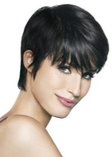 Стрижка гарсон (57 фото): жіночі зачіски на середні, довгі і короткі волосся, подовжені варіанти для жінок