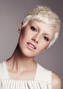 Стрижка гарсон (57 фото): жіночі зачіски на середні, довгі і короткі волосся, подовжені варіанти для жінок