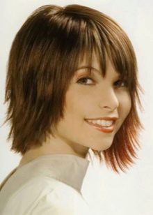 Стрижка каскад будинку (86 фото): схема каскадної стрижки. Як підстригти її самій собі? Технологія виконання в домашніх умовах