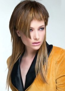 Стрижка каскад будинку (86 фото): схема каскадної стрижки. Як підстригти її самій собі? Технологія виконання в домашніх умовах