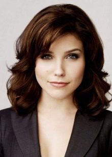 Стрижка каскад будинку (86 фото): схема каскадної стрижки. Як підстригти її самій собі? Технологія виконання в домашніх умовах