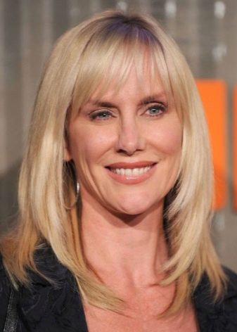 Стрижка каскад будинку (86 фото): схема каскадної стрижки. Як підстригти її самій собі? Технологія виконання в домашніх умовах