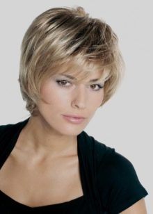 Стрижка каскад будинку (86 фото): схема каскадної стрижки. Як підстригти її самій собі? Технологія виконання в домашніх умовах