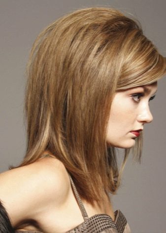 Стрижка каскад будинку (86 фото): схема каскадної стрижки. Як підстригти її самій собі? Технологія виконання в домашніх умовах