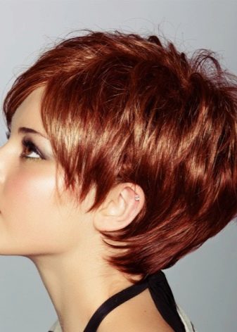 Стрижка «піксі» для круглого особи (42 фото): коротка зачіска «боб» на тонкі волосся, варіанти-2020 на середню довжину