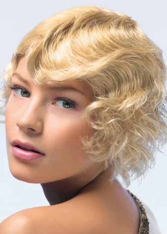 Стрижка «піксі» для круглого особи (42 фото): коротка зачіска «боб» на тонкі волосся, варіанти-2020 на середню довжину