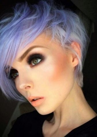 Стрижка «піксі» для круглого особи (42 фото): коротка зачіска «боб» на тонкі волосся, варіанти-2020 на середню довжину