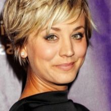 Стрижка «піксі» для круглого особи (42 фото): коротка зачіска «боб» на тонкі волосся, варіанти-2020 на середню довжину